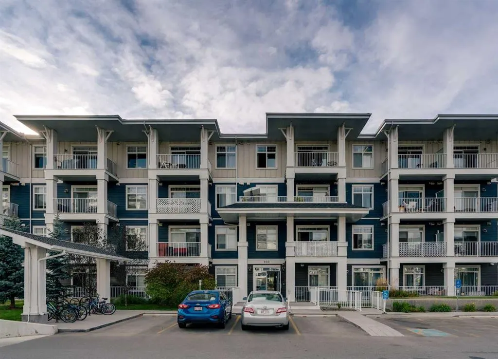 200 Auburn Meadows Common SE, #114
