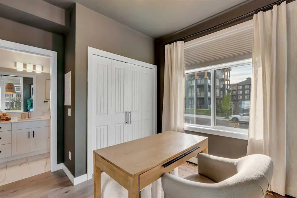 200 Auburn Meadows Common SE, #114