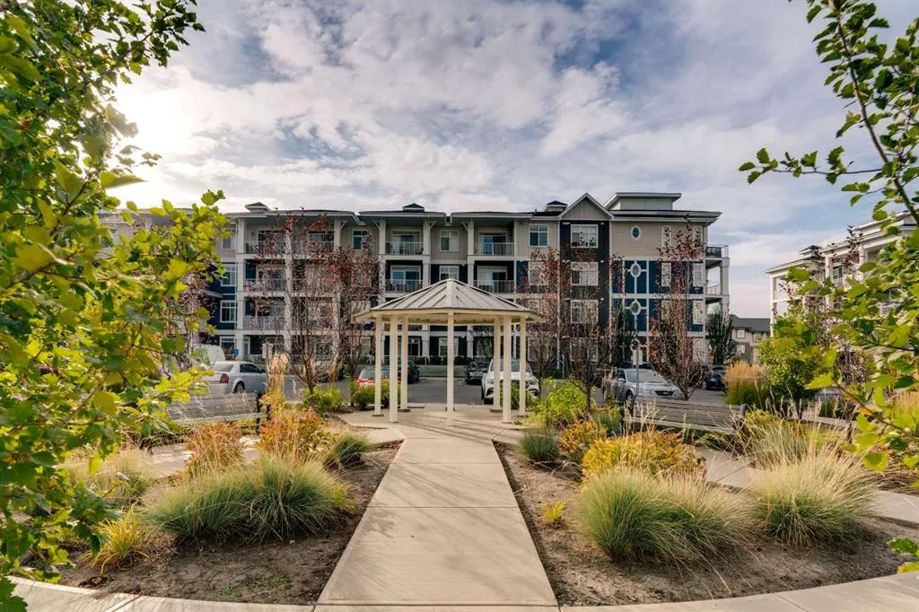 200 Auburn Meadows Common SE, #114