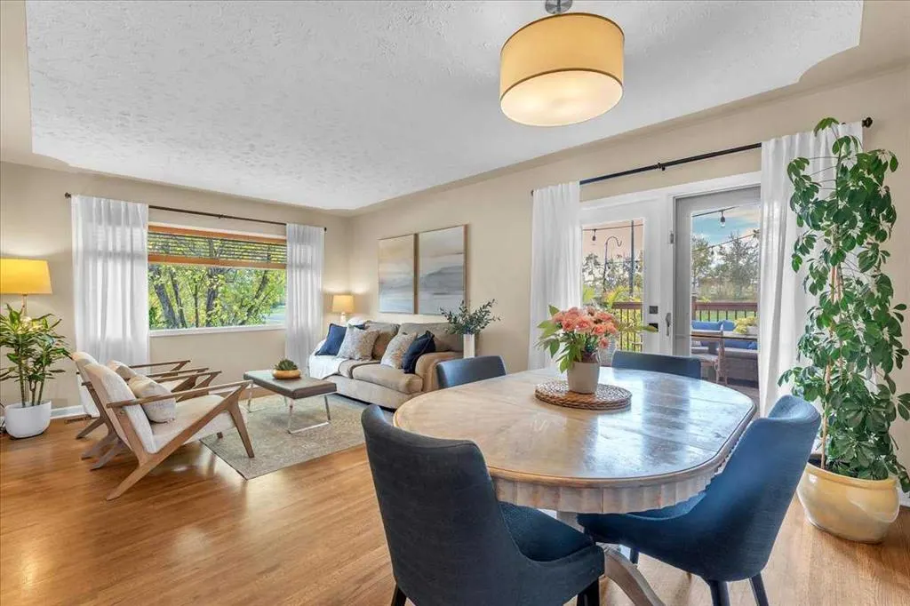 3 Walnut Drive SW