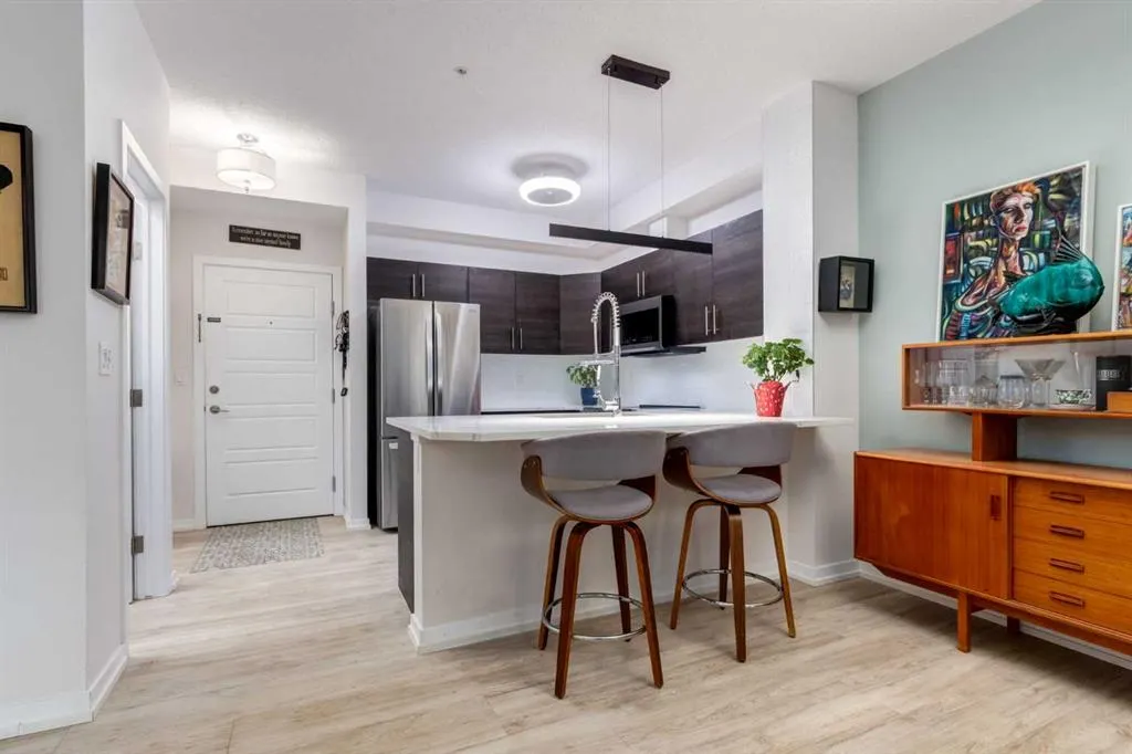 207 Sunset Drive, #109