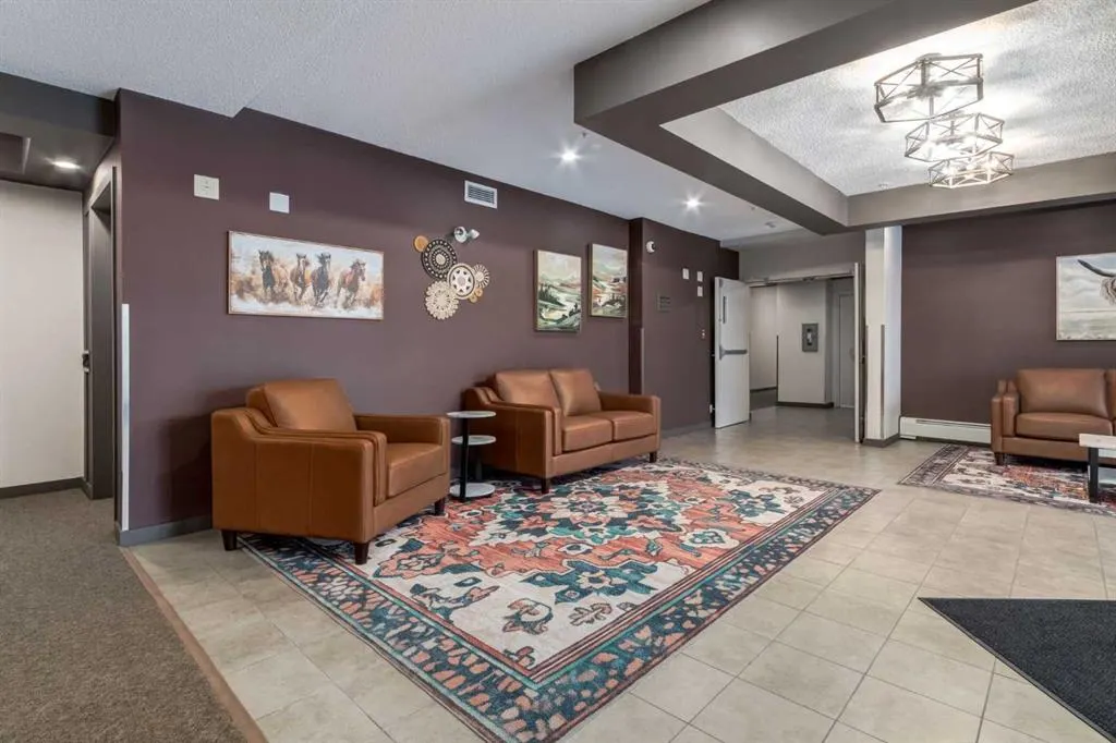 207 Sunset Drive, #109