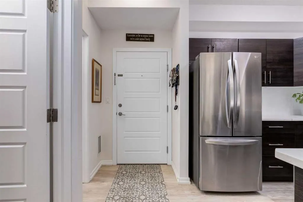 207 Sunset Drive, #109