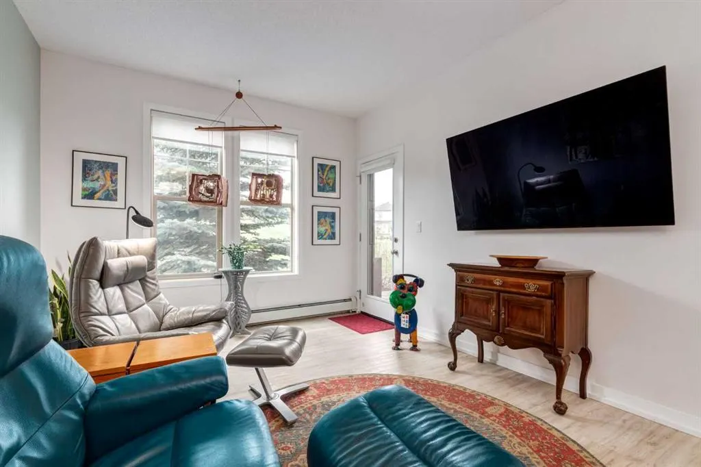 207 Sunset Drive, #109