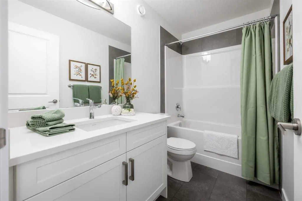 81 Sora Gardens SE