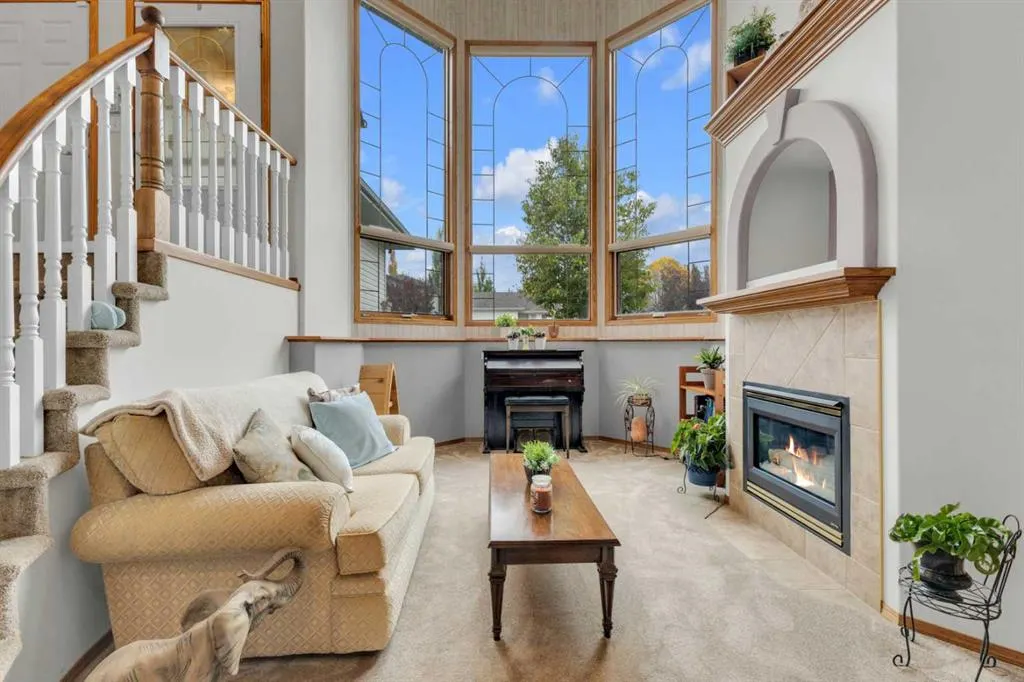 18 Asmundsen Close