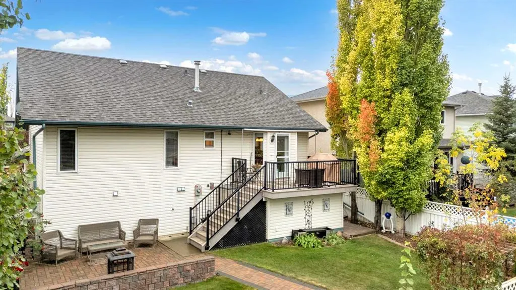 18 Asmundsen Close