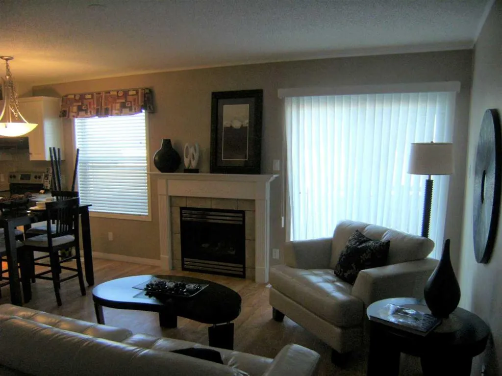2814 48 Avenue, #303