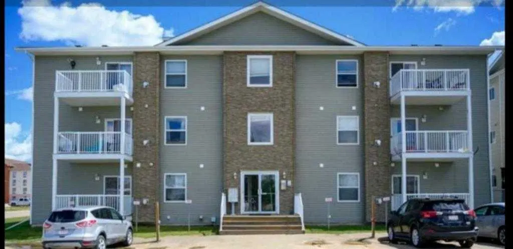 2814 48 Avenue, #303