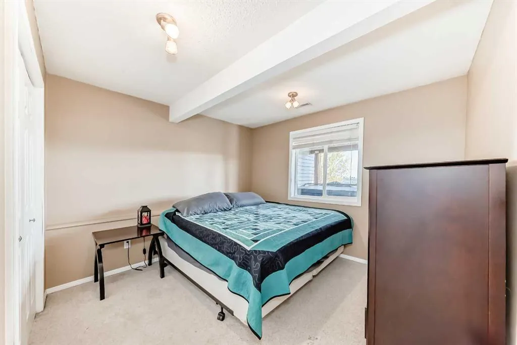 48 Bridleglen Road SW