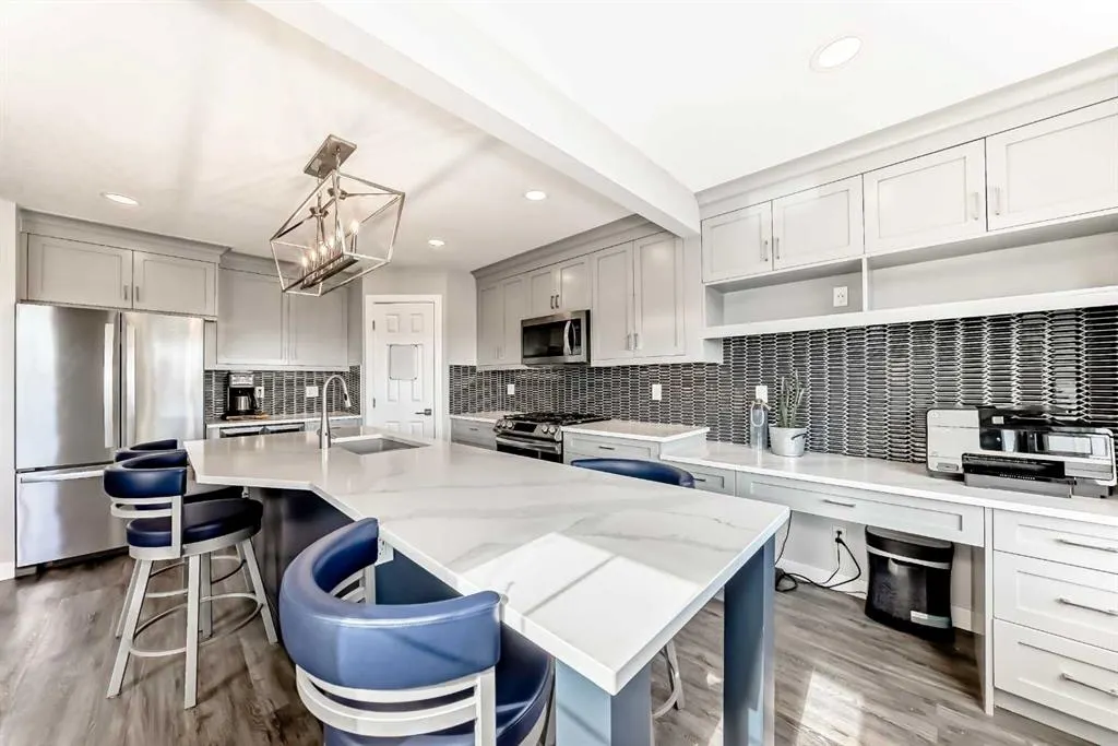 48 Bridleglen Road SW