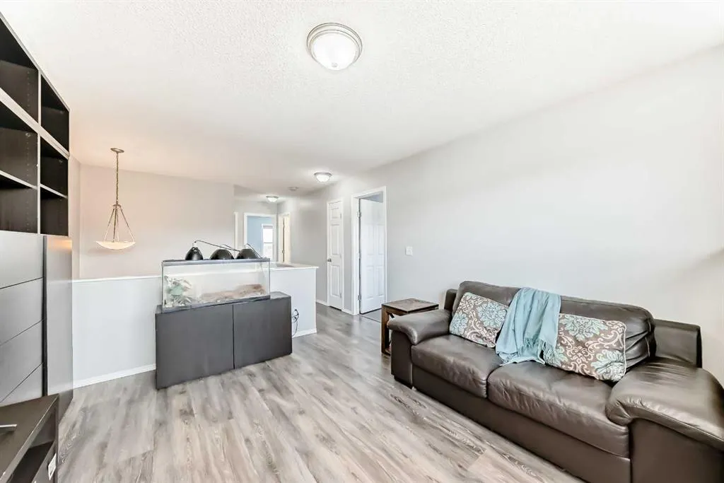 48 Bridleglen Road SW
