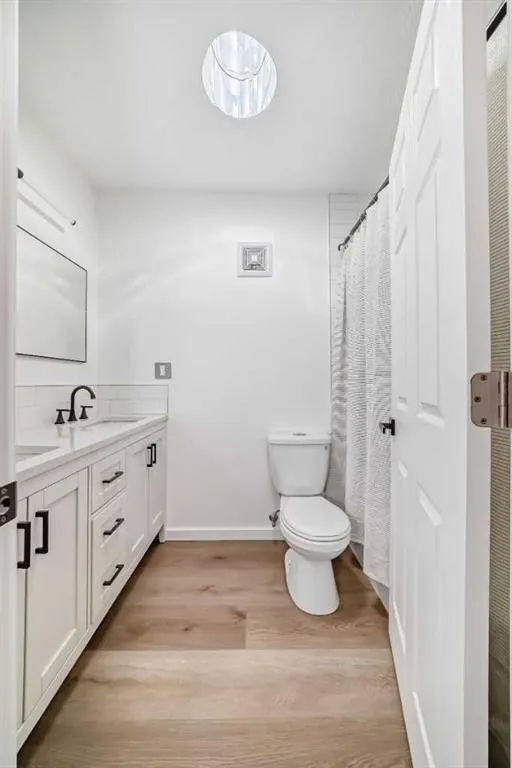 15 Arlington Bay SE