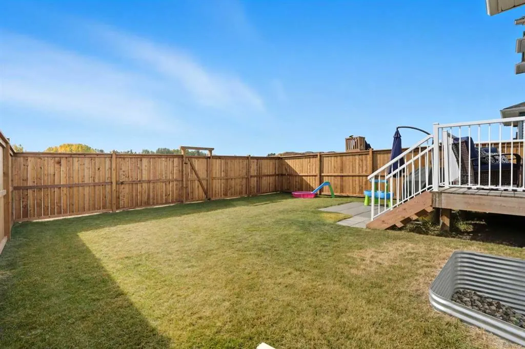 1037 Iron Landing Way