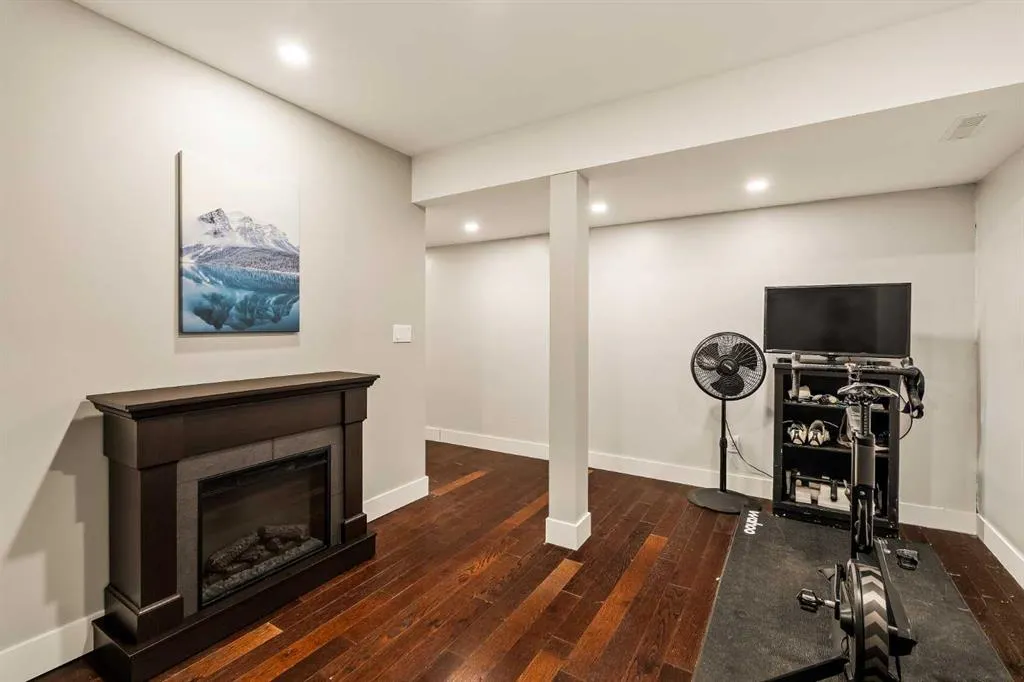 56 Redwood Meadows Drive