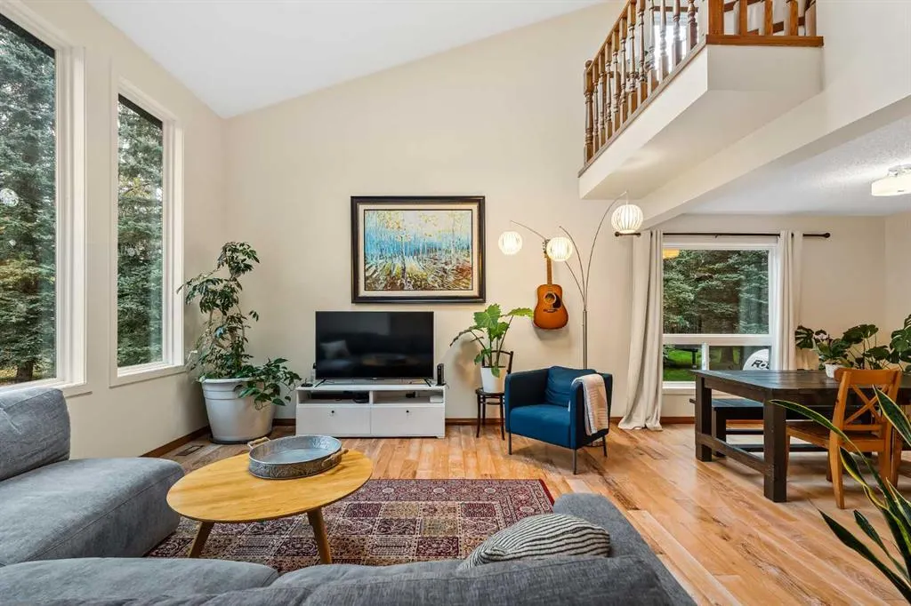 56 Redwood Meadows Drive
