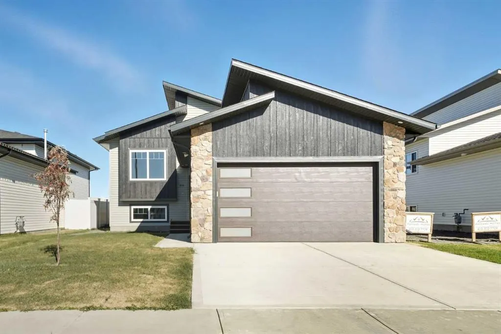 66 Metcalf Way