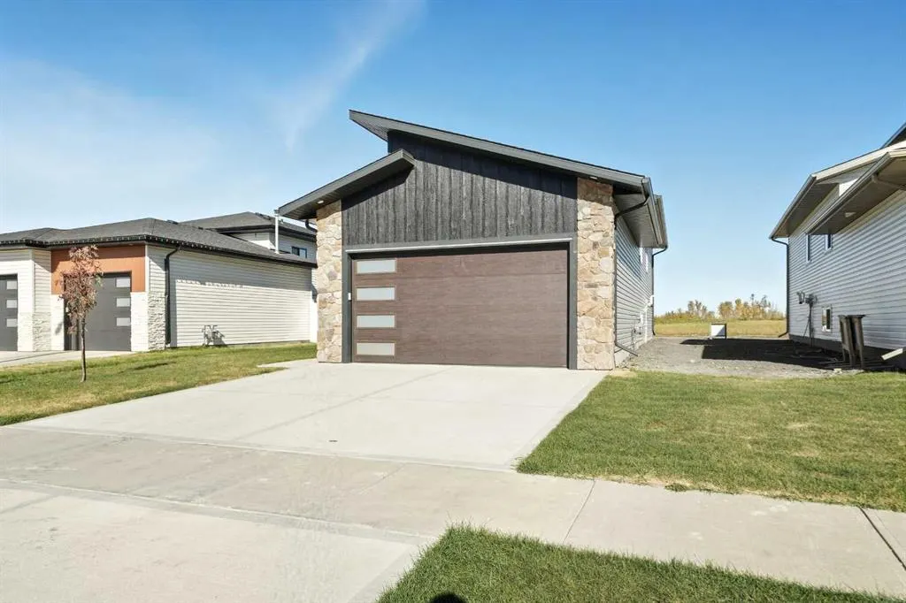 66 Metcalf Way