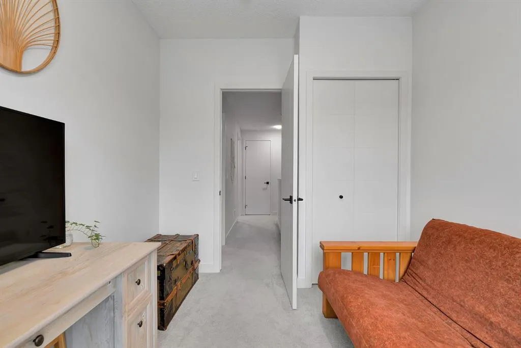 100 Walgrove Court SE, #2108