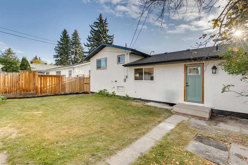 1304 Lake Sylvan Drive SE