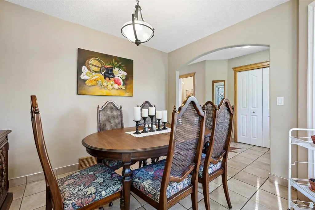 294 Cramond Circle SE