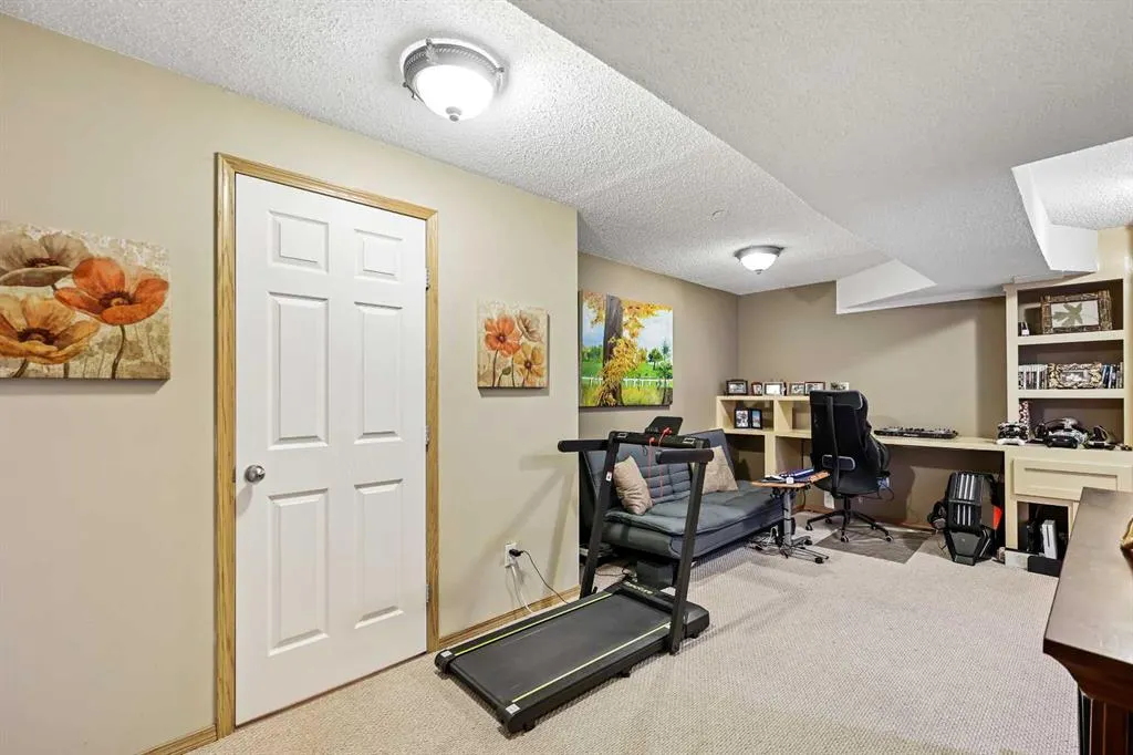 294 Cramond Circle SE