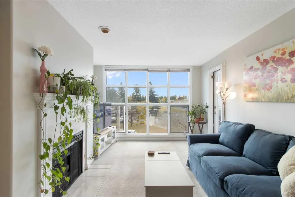 4944 8 Avenue SW, #202