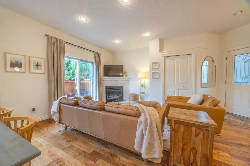 3423 5 Avenue NW, #2