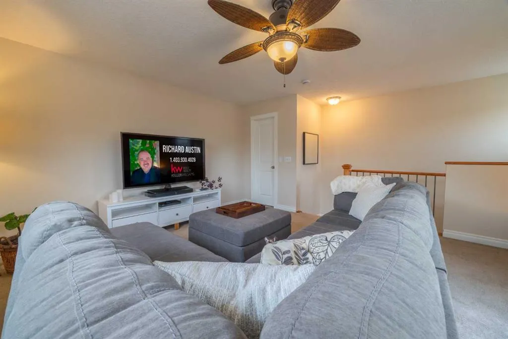 3423 5 Avenue NW, #2