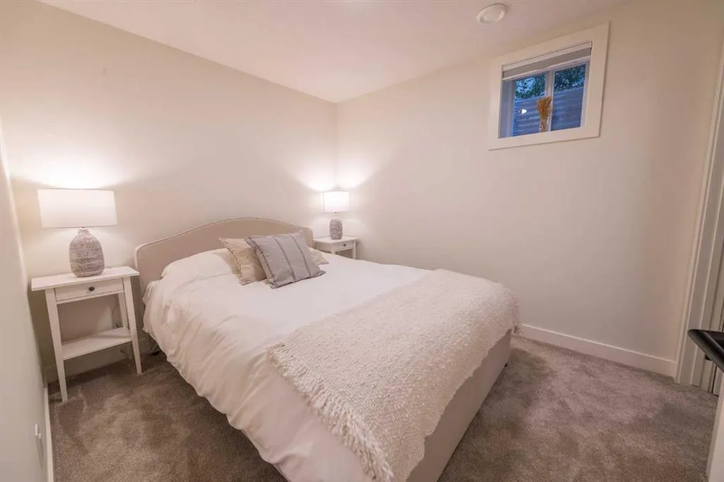 3423 5 Avenue NW, #2