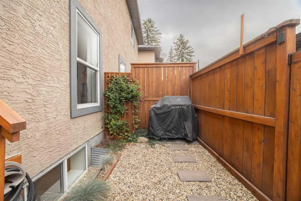 3423 5 Avenue NW, #2