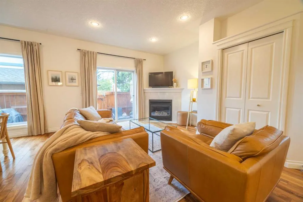 3423 5 Avenue NW, #2