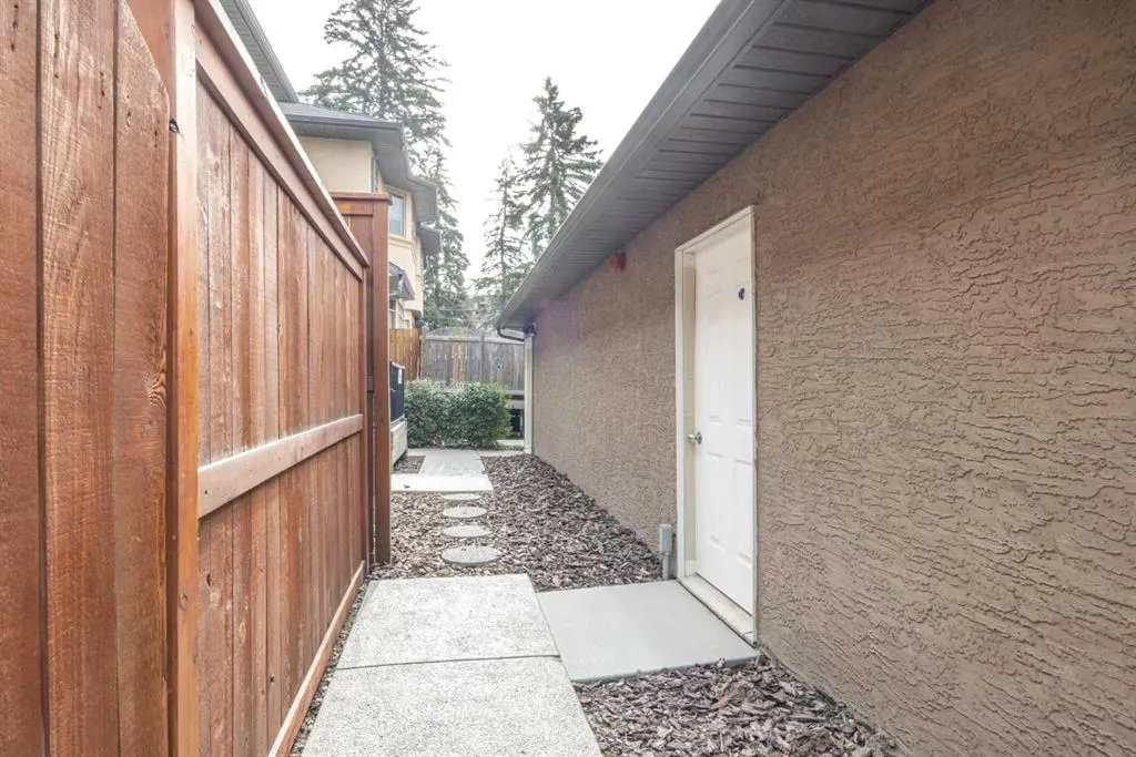 3423 5 Avenue NW, #2