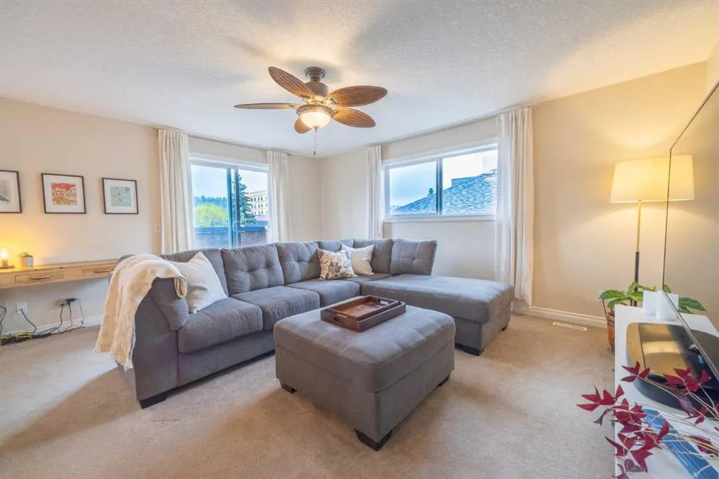 3423 5 Avenue NW, #2