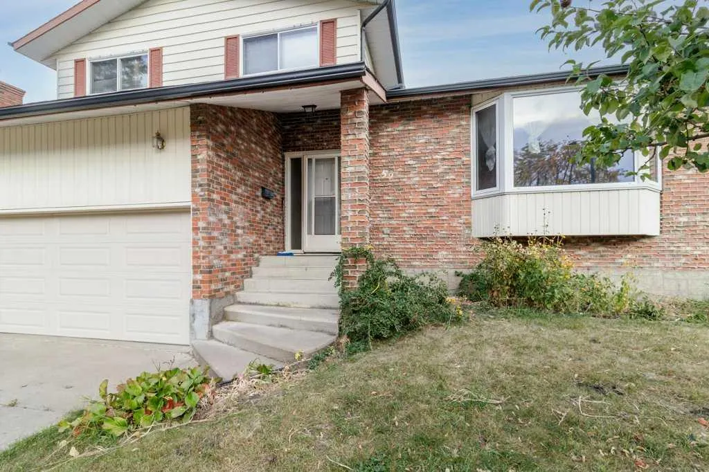 59 Nyman Crescent