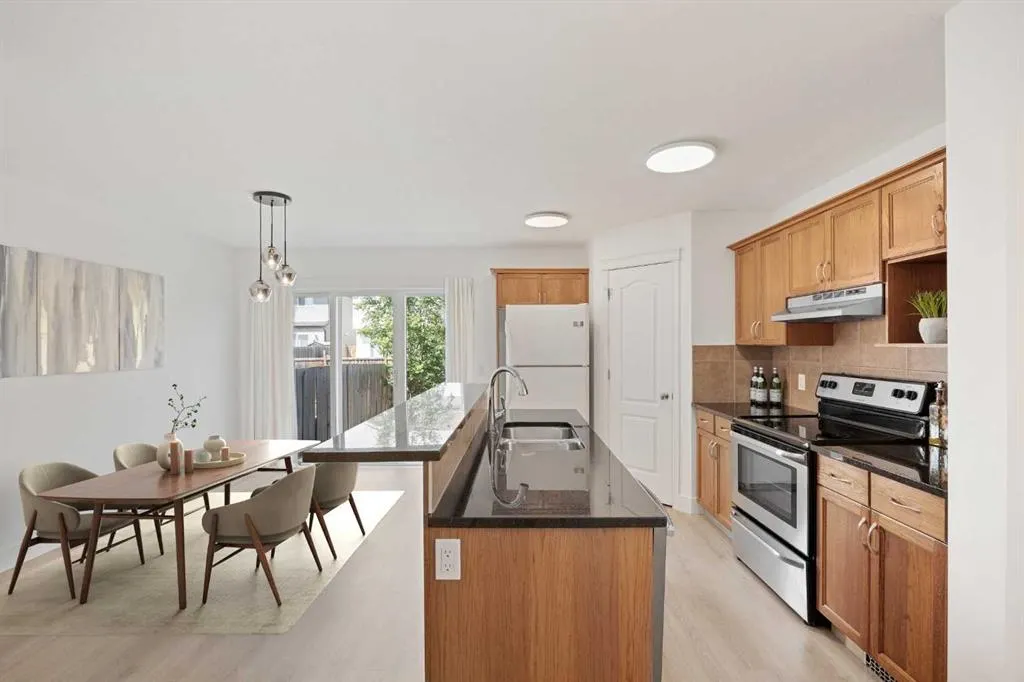 227 Cranston Road SE