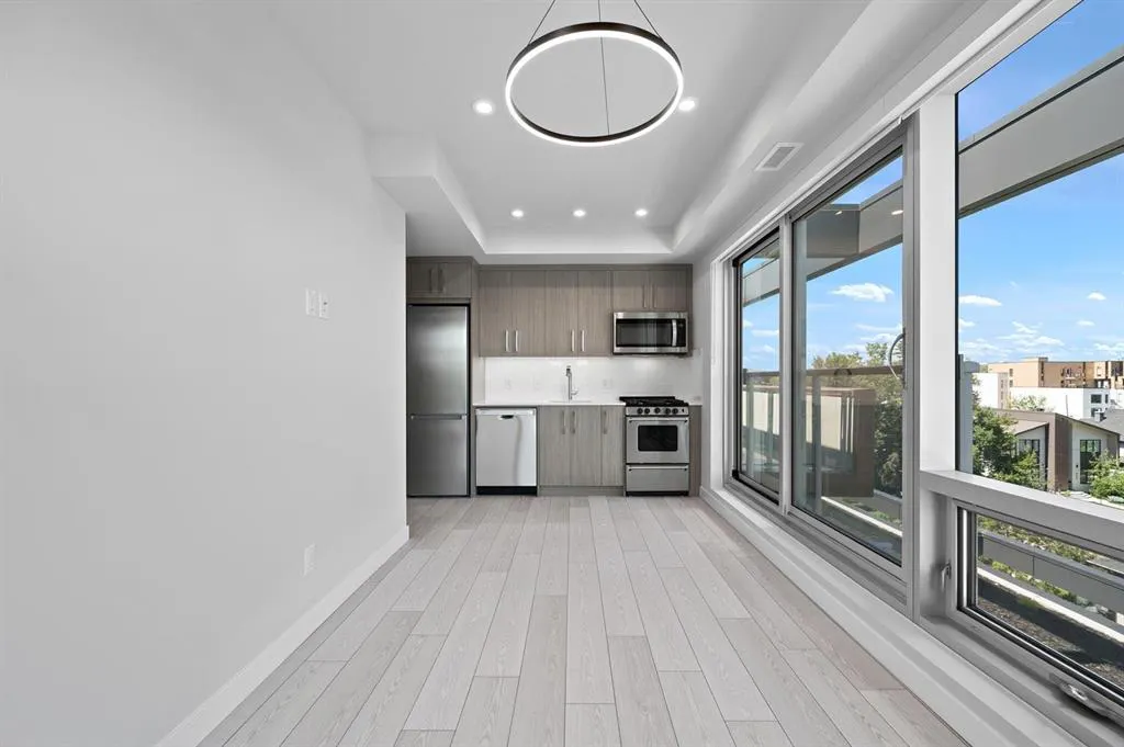 110 18A Street NW, #402