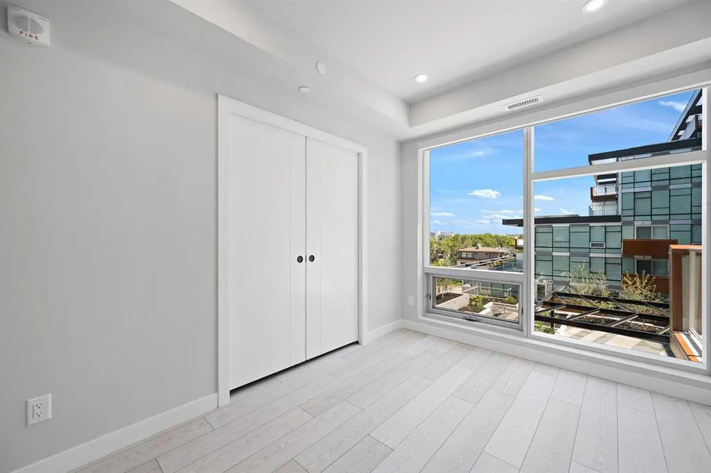 110 18A Street NW, #402