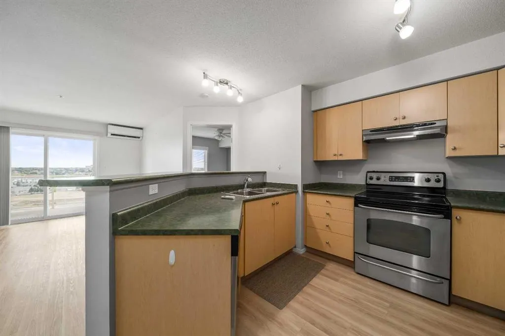 1616 Saamis Drive NW, #304