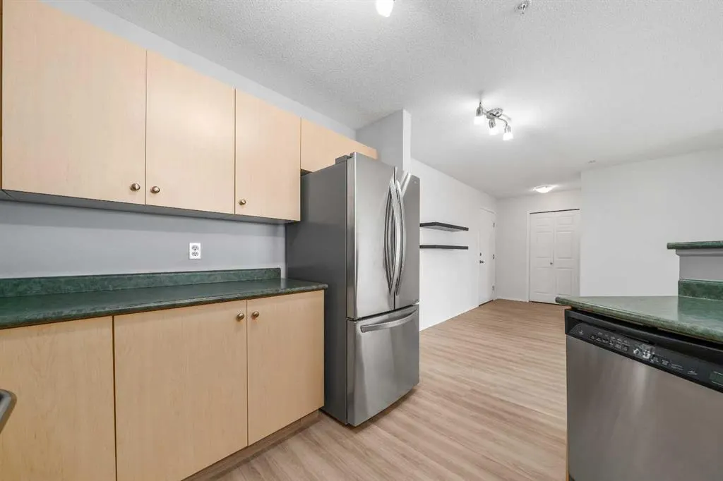 1616 Saamis Drive NW, #304