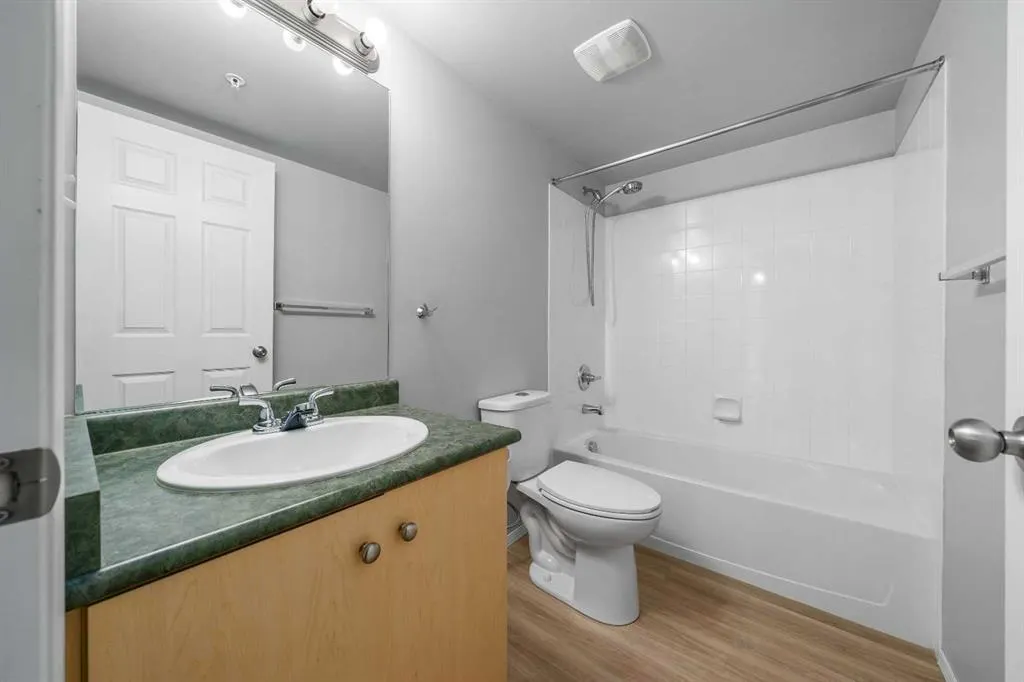 1616 Saamis Drive NW, #304