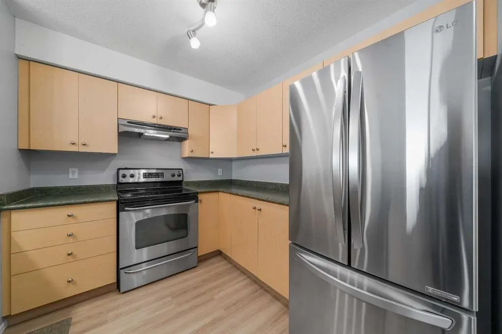 1616 Saamis Drive NW, #304