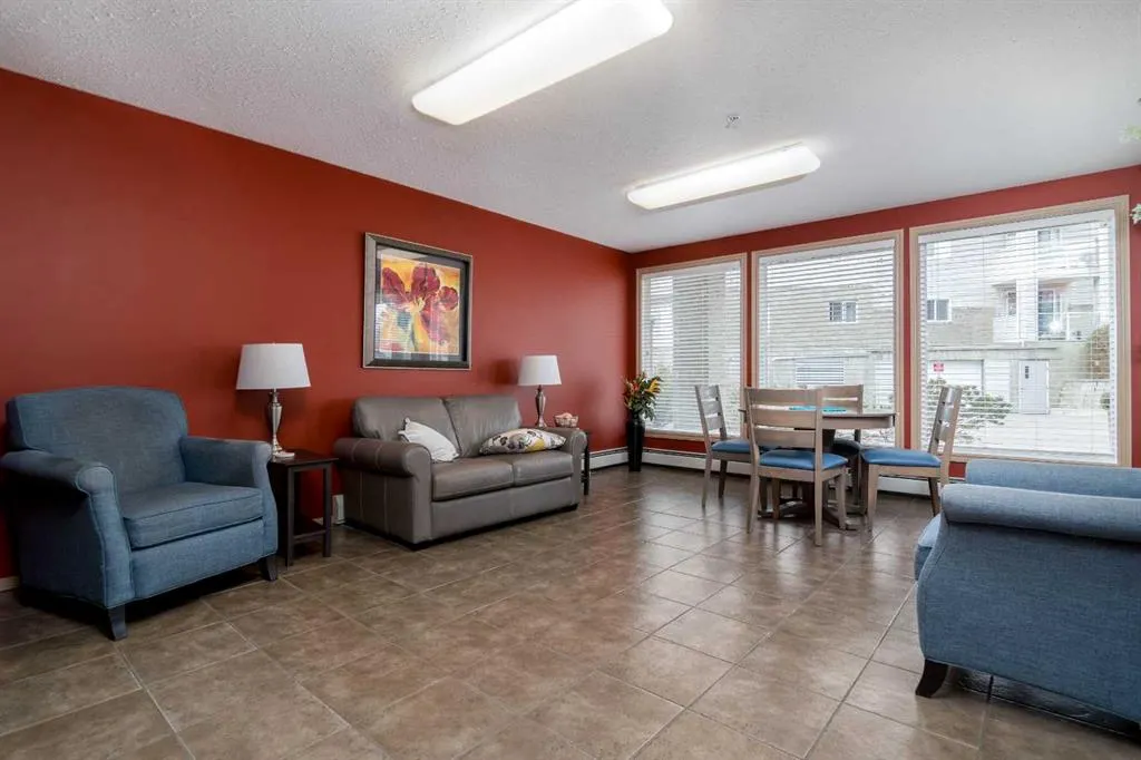1616 Saamis Drive NW, #304