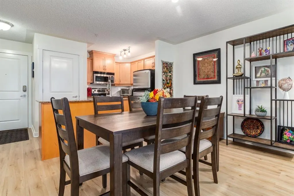 2233 34 Avenue SW, #216