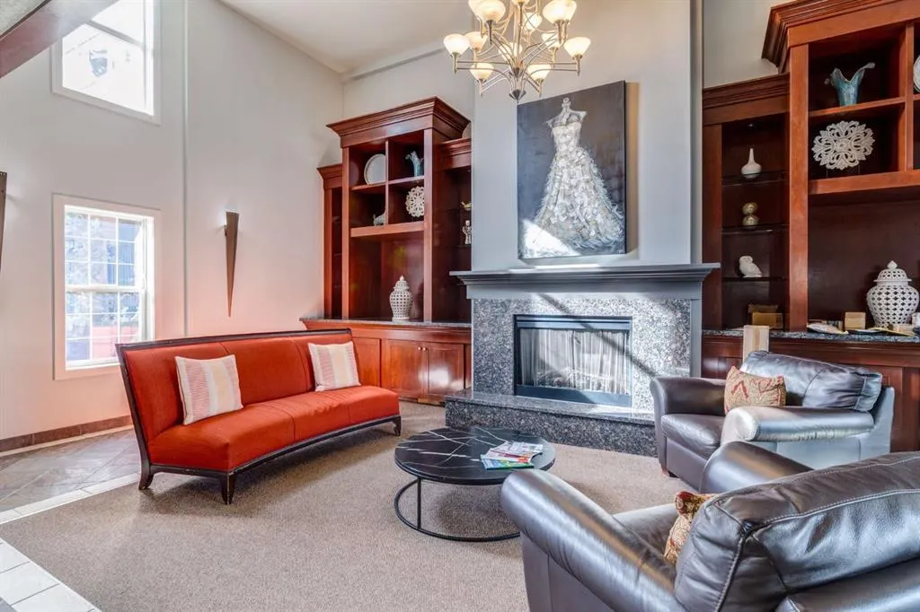 2233 34 Avenue SW, #216