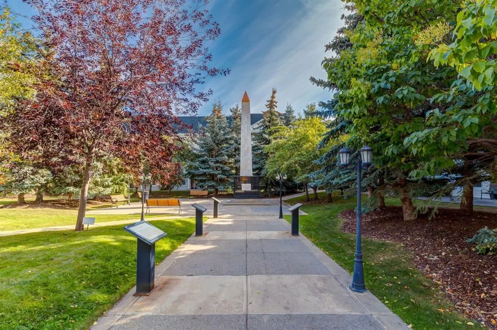 2233 34 Avenue SW, #216