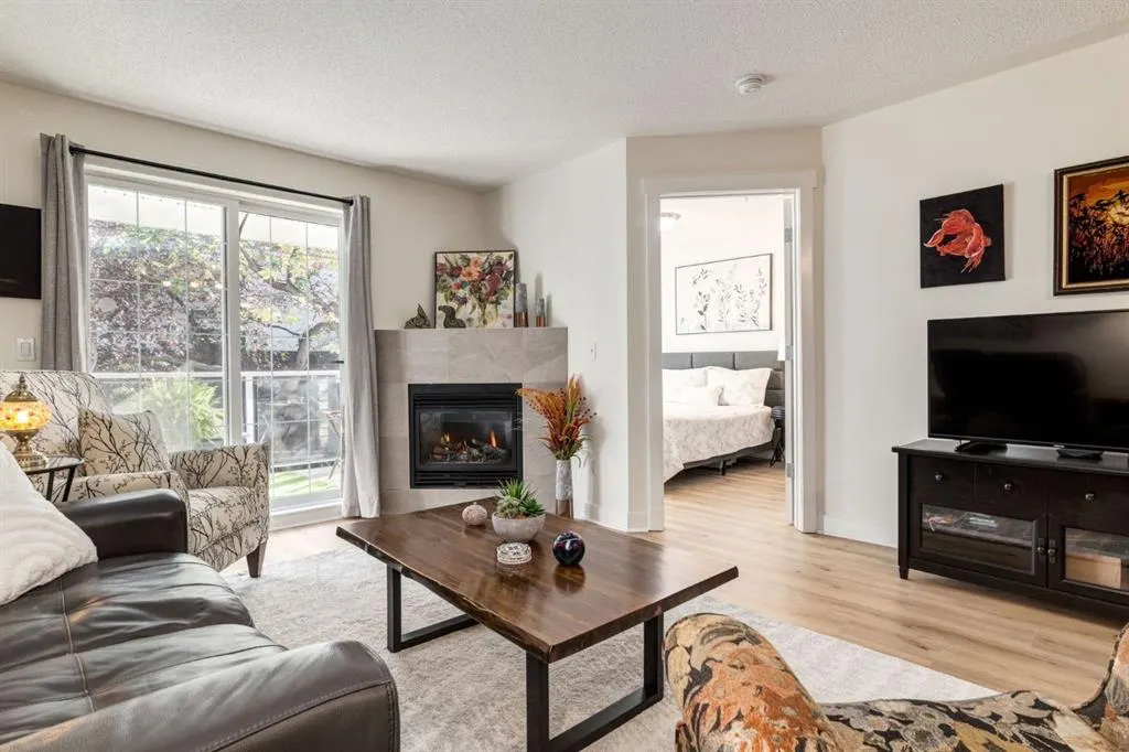 2233 34 Avenue SW, #216
