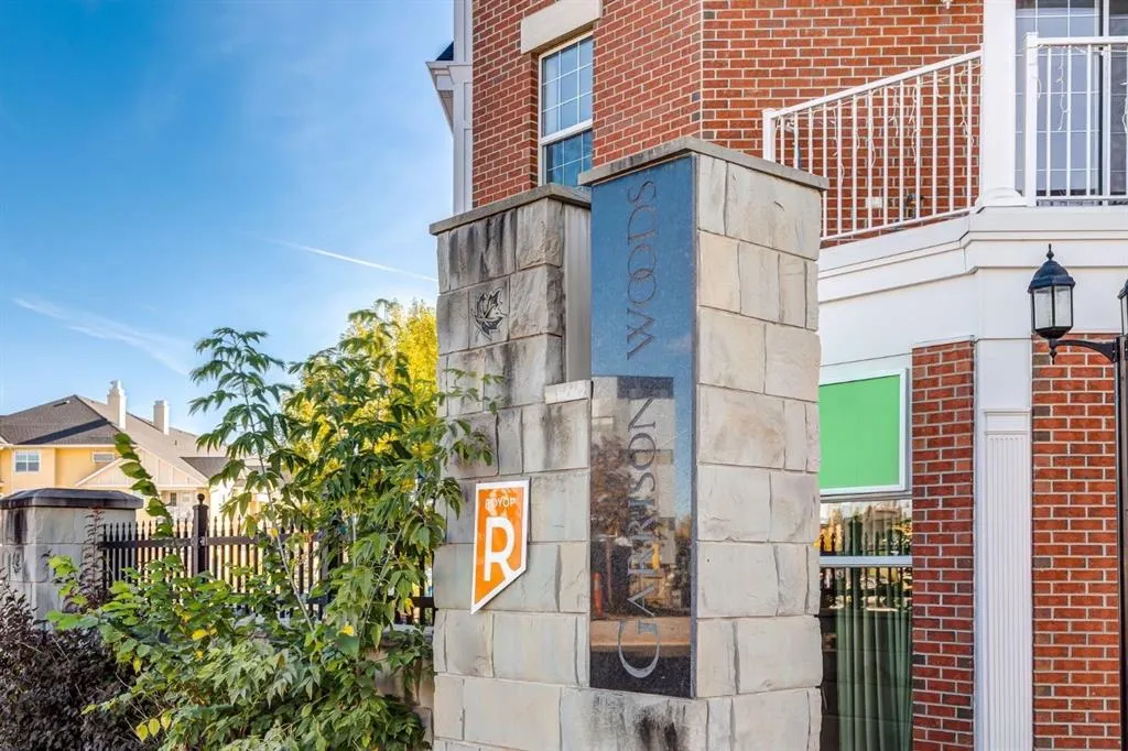 2233 34 Avenue SW, #216