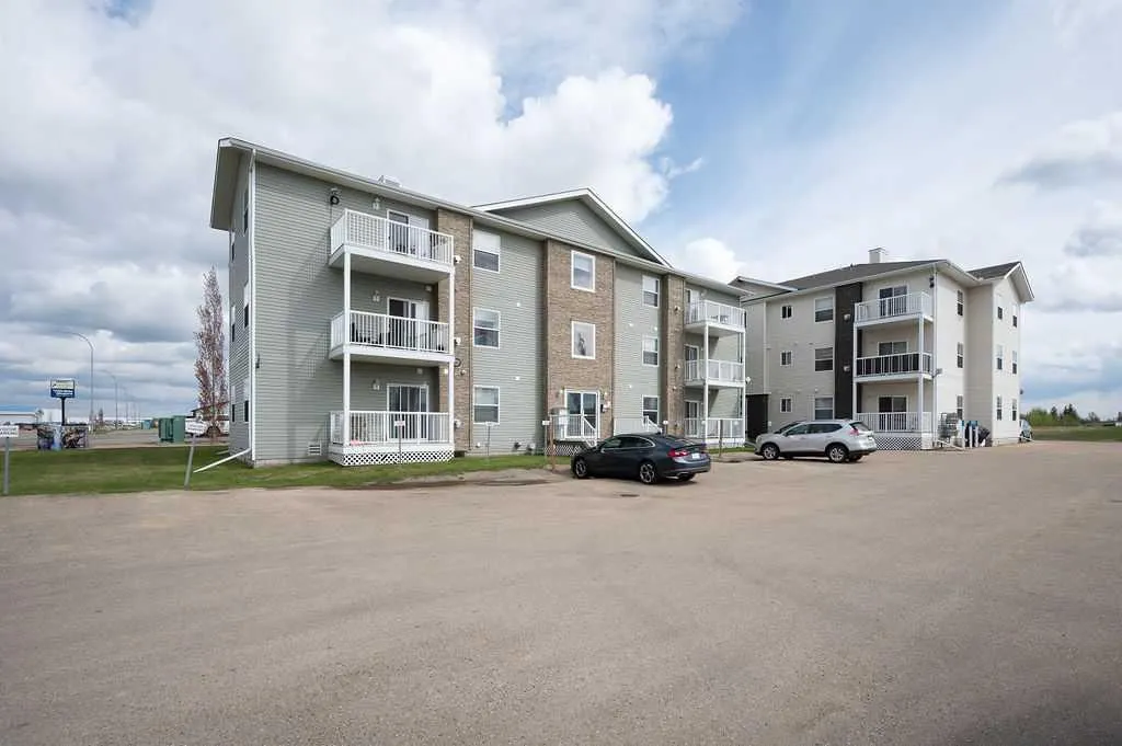 2814 48 Avenue, #202, 303, 304