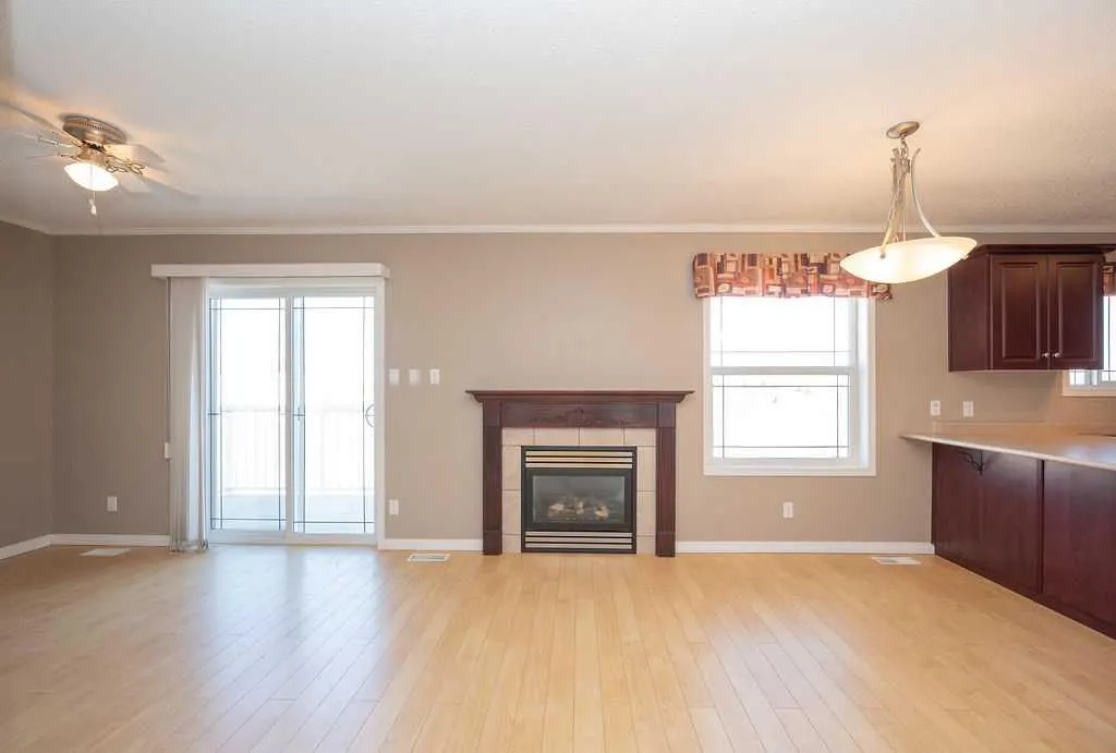 2814 48 Avenue, #202, 303, 304